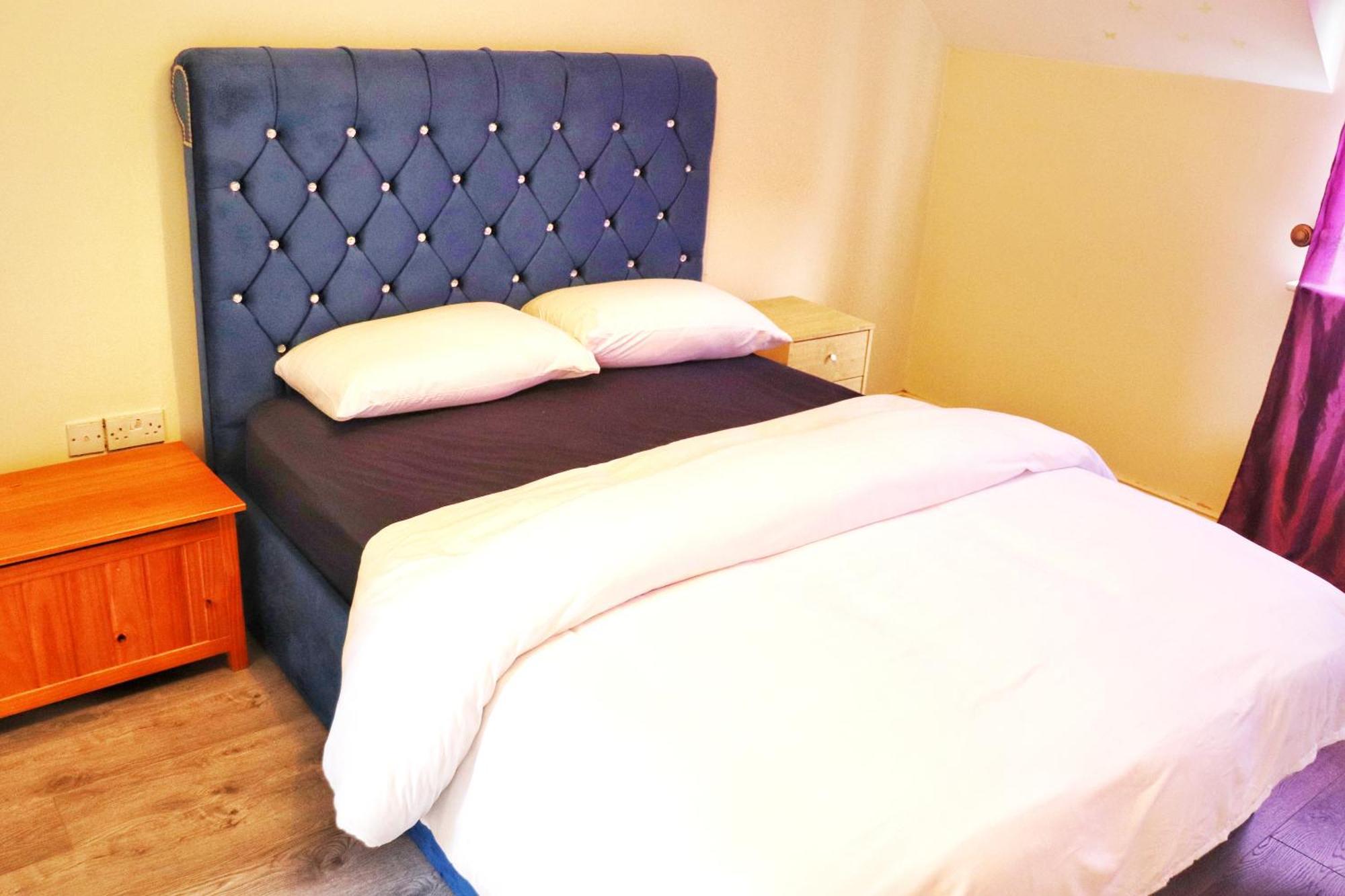 شقة Deluxe Dwelling - 15 Mins From Cork City/Airport المظهر الخارجي الصورة